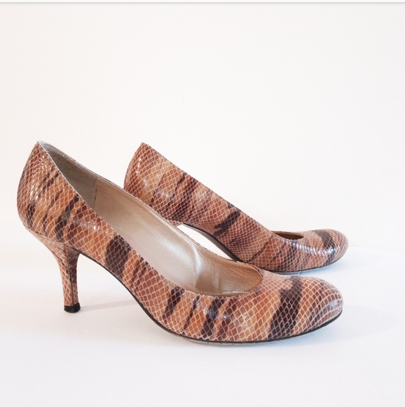 Stuart Weitzman Snakeskin Print Pumps - Picture 1 of 9